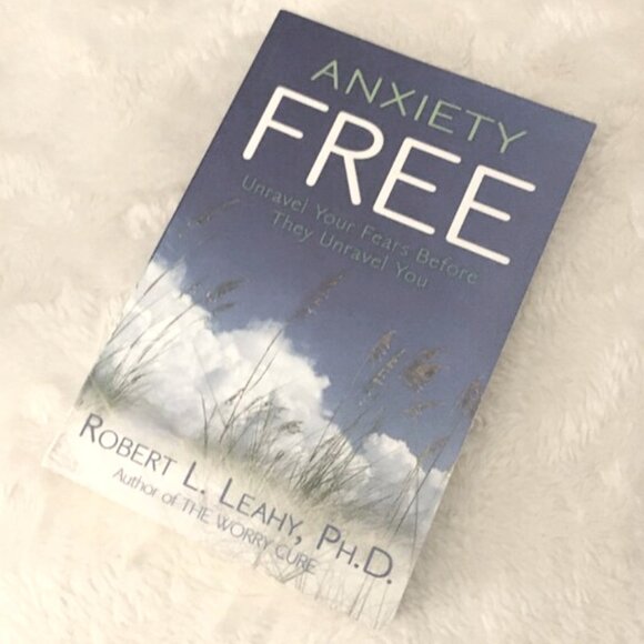 'Anxiety Free' Softcover By Robert L. Leahy - Picture 1 of 6